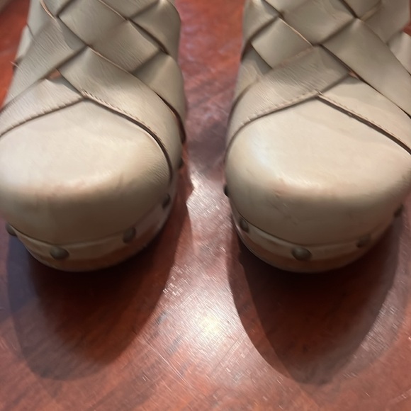 Korks platform/wedge clog - color cream - sz 8 - style Wynne - Picture 6 of 11